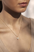 Load image into Gallery viewer, Mejuri Pearl Necklace
